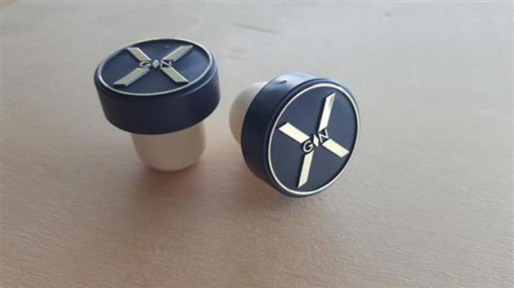 TP Plastic head with own logo